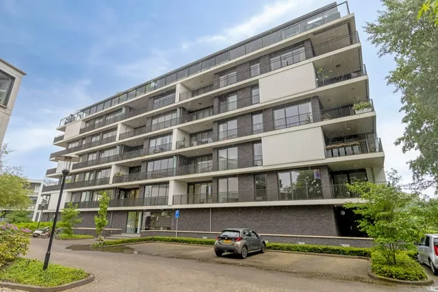 Alberdingk Thijmlaan 36