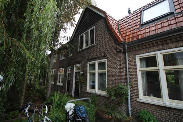 Hermanstraat 23