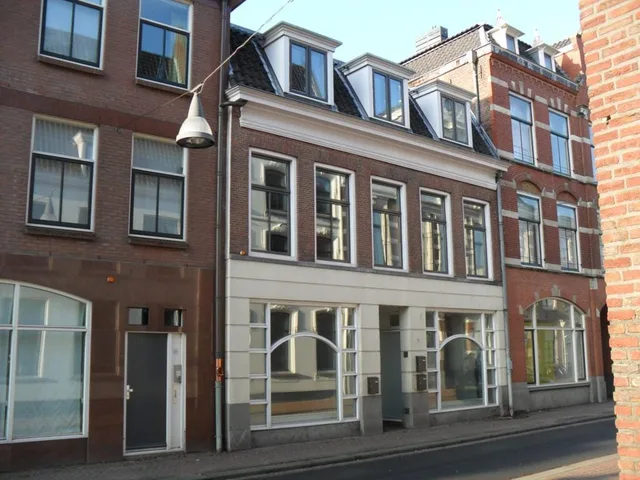 1e Dorpsstraat 18-B