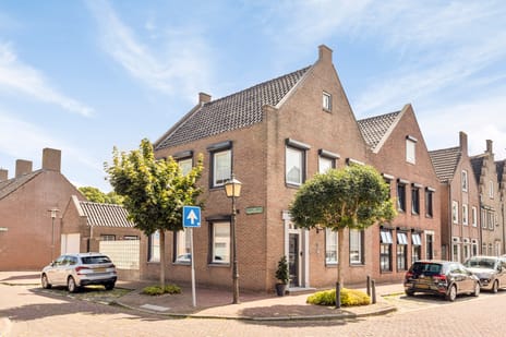 Godsplein 11