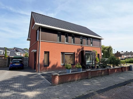 Drostenstraat 24