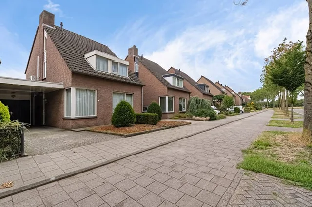 Gewandeweg 42