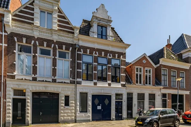 Zuiderkerkstraat 4