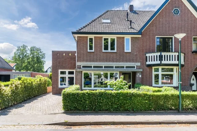 Dokter Rauppstraat 20