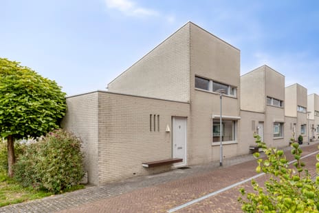 Berkenhof 8