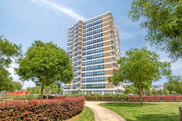 Oranjeplein 264