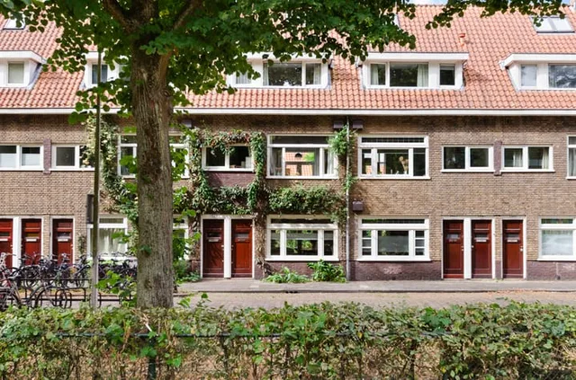 Schutstraat 154