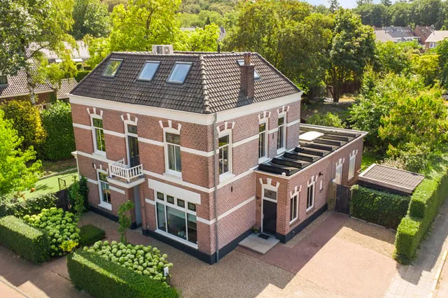 Oude Kleefsebaan 24
