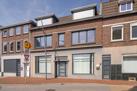 St.Pieterstraat 74