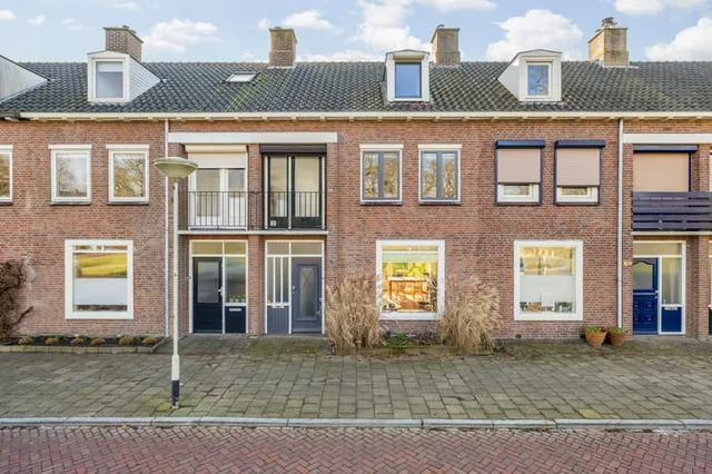 Laan van Mertersem 82