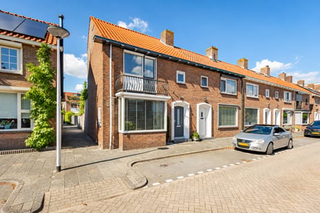 Adama van Scheltemastraat 10