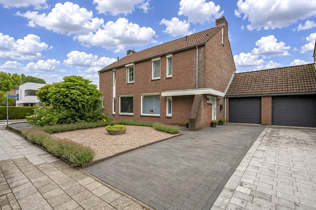 Onze Lieve Vrouweplein 28