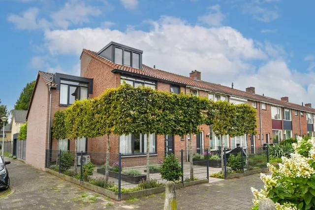 Generaal des Tombepad 1