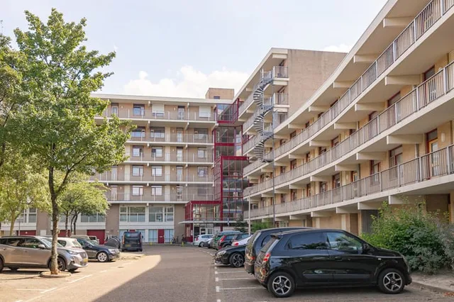 Zeswegenlaan 213