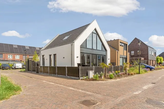 Julian Schwingerstraat 6