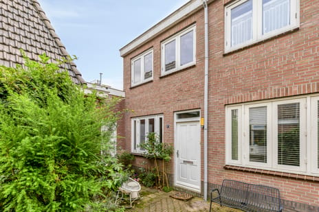 Kenaustraat 8-F