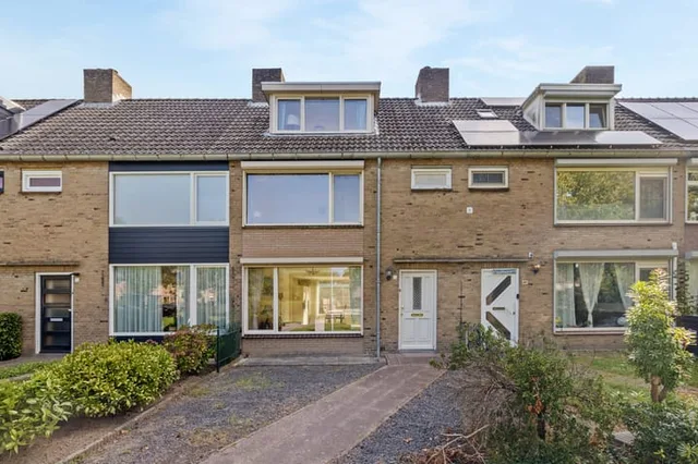Adelaertstraat 28