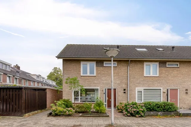 Rijkevorselstraat 1