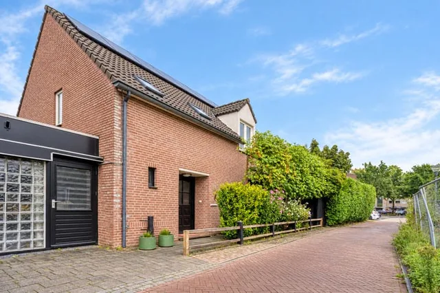 Past Aldenhuijsenstraat 14