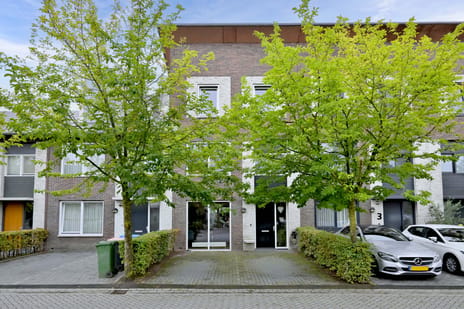 J.W. Pienemanstraat 5