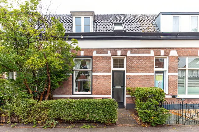 Larenseweg 55