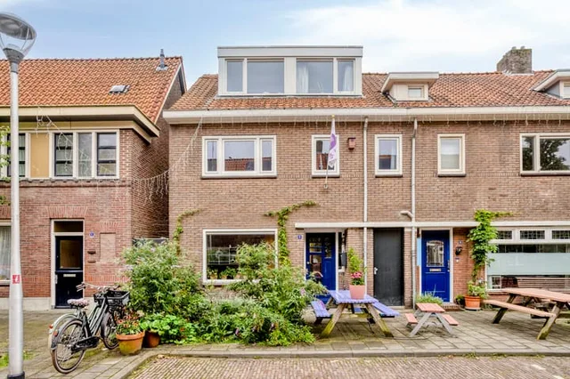 Jan van der Leestraat 6