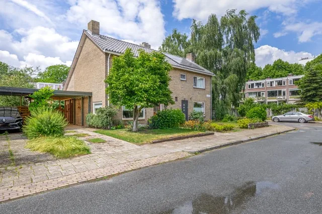 Zeemanstraat 19