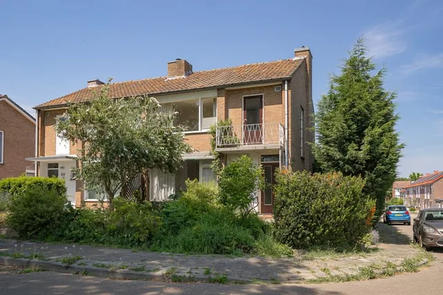 Klokbekerstraat 82