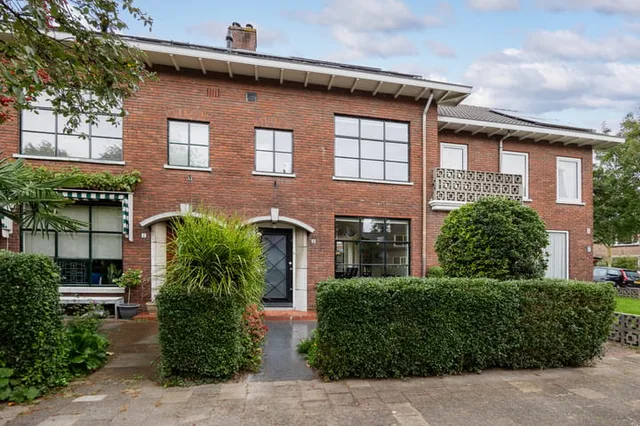 Petristraat 3