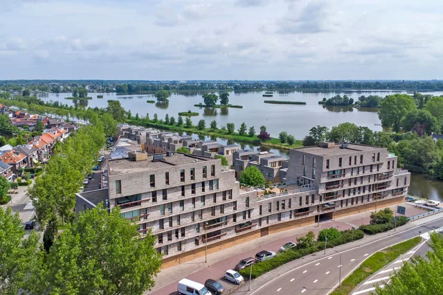 Breevaarthoek 38