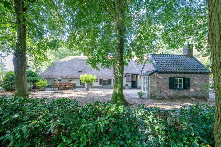 Hoevenweg 9