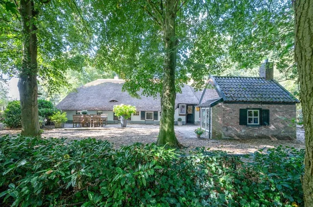 Hoevenweg 9