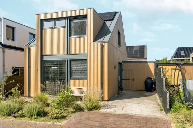 Julian Schwingerstraat 4