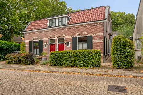 Prins Bernhardweg 19
