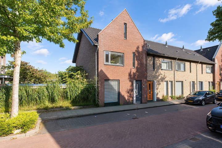 Leliestraat 2