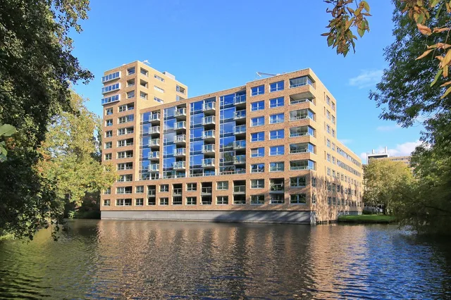 Laan van de Helende Meesters 354