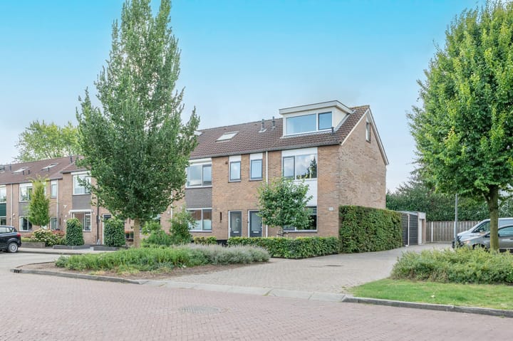 van Lennepstraat 40