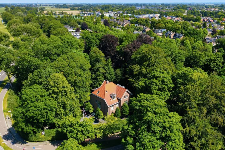 Van Oldenbarneveldweg 53