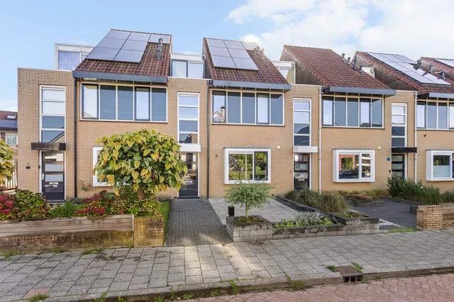Abe Lenstrastraat 7