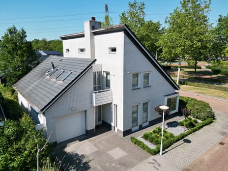 Donderhei 9