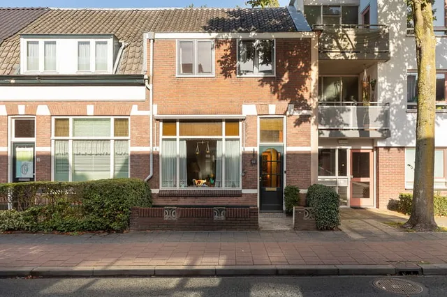Larenseweg 59