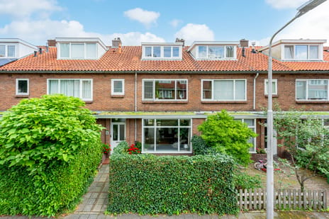 Floris van Alkemadelaan 8