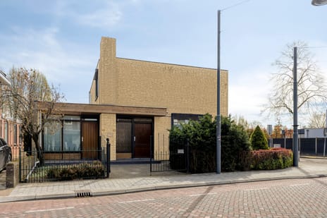 Nieuwstraat 84