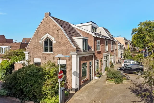 Baanstraat 25
