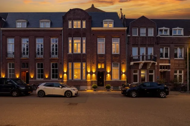 J.J. Viottastraat 46