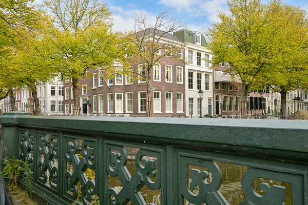 Nieuwe Uitleg 28 E