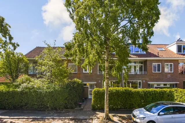 Graaf Zeppelinlaan 23