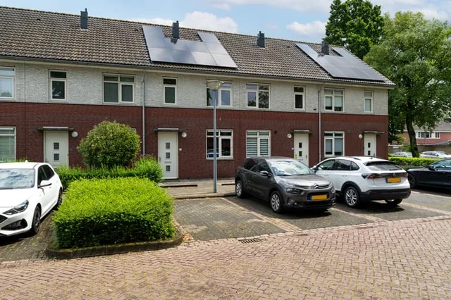 van Vessemstraat 23