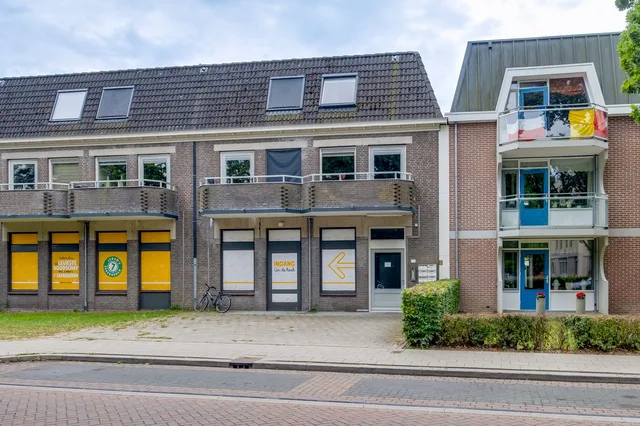Prins Bernhardweg 2