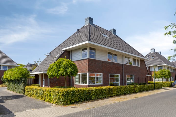 Bekkensstraat 24
